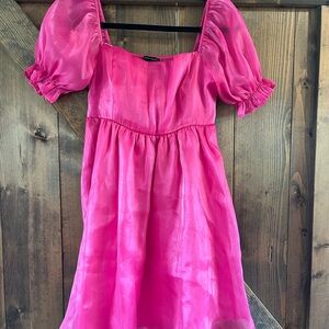 Chic Fuchsia Puff Sleeve Mini Dress